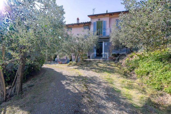 casa indipendente in vendita a Capolona