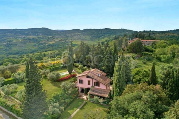 casa indipendente in vendita a Capolona