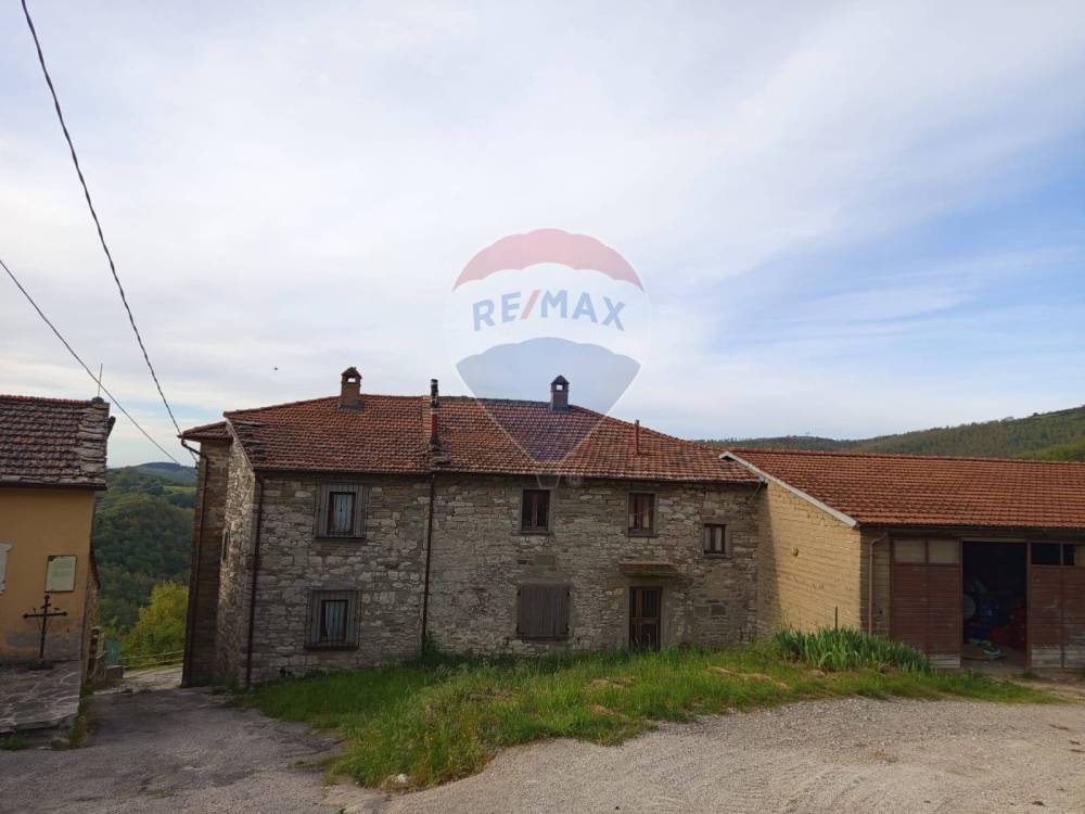 casa indipendente in vendita a Capolona