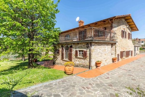 casa indipendente in vendita a Capolona