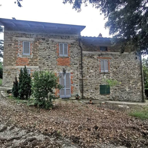 casa indipendente in vendita a Capolona in zona Bibbiano