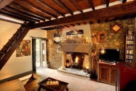 casa indipendente in vendita a Capolona