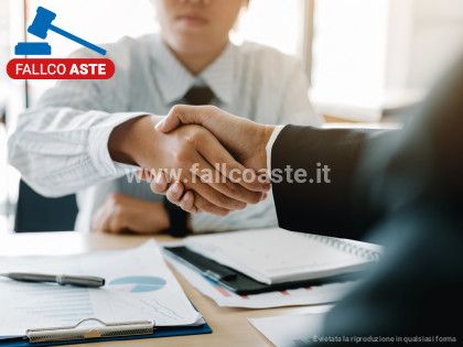 negozio in vendita a Capolona