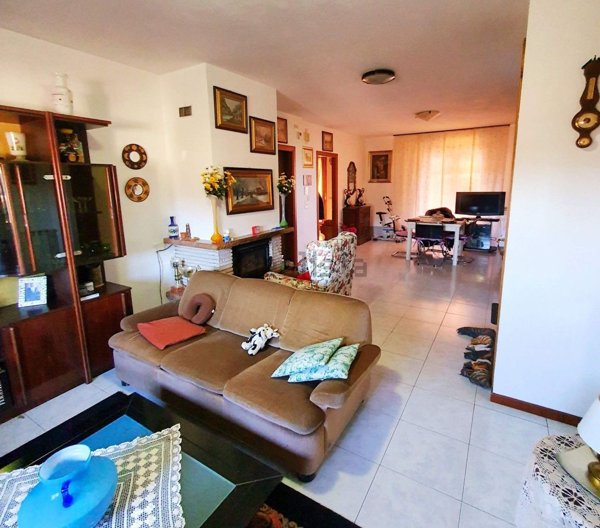 casa indipendente in vendita a Capolona