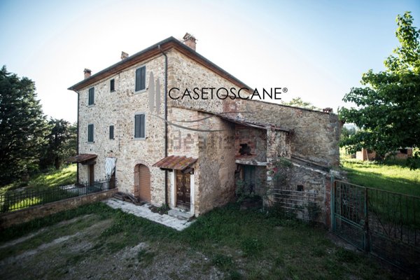 casale in vendita a Capolona