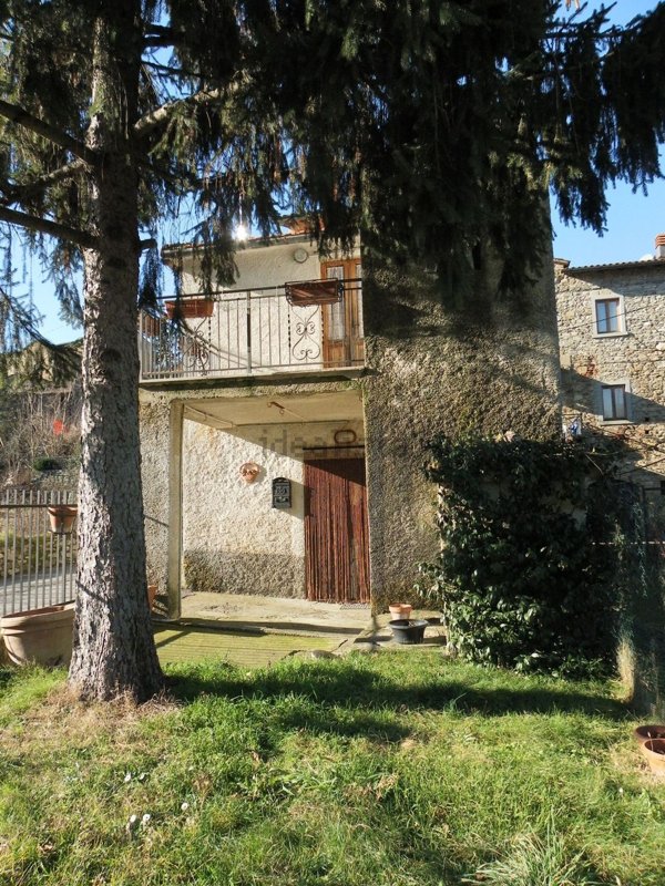 casa indipendente in vendita a Capolona