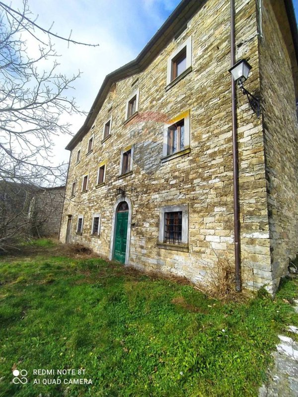 casa indipendente in vendita a Capolona