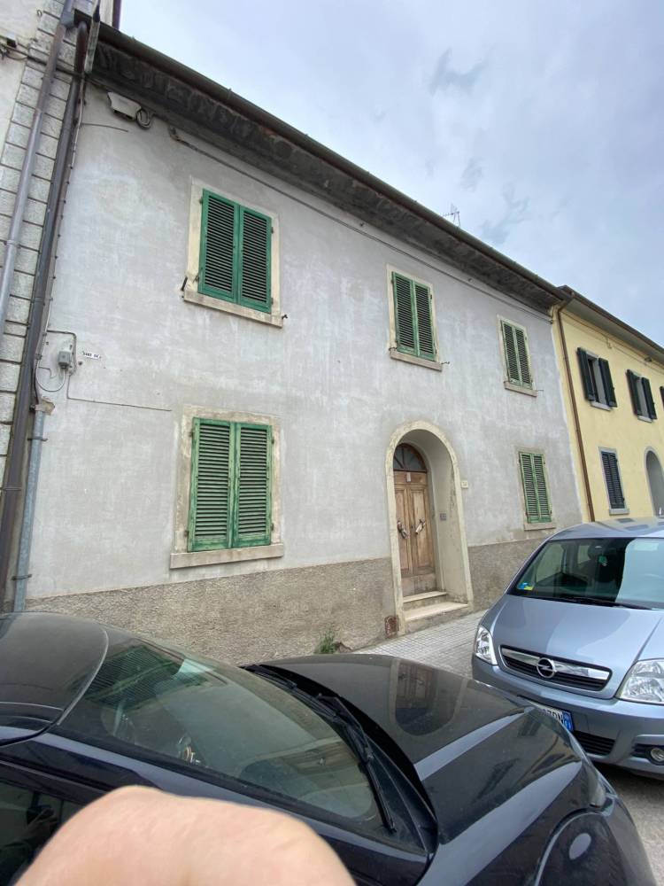 casa indipendente in vendita a Capolona