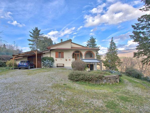 casa indipendente in vendita a Capolona