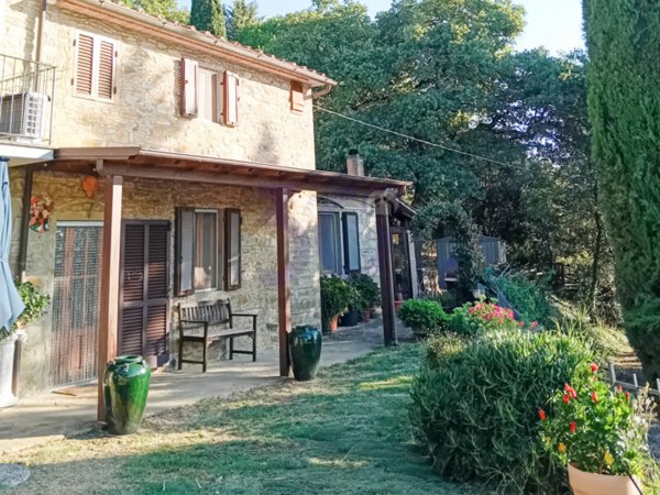 casa indipendente in vendita a Capolona in zona Pieve San Giovanni