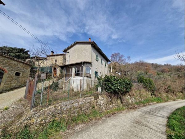 casa indipendente in vendita a Capolona in zona Pieve San Giovanni
