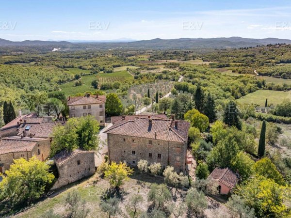 casa indipendente in vendita a Capolona in zona Pieve San Giovanni