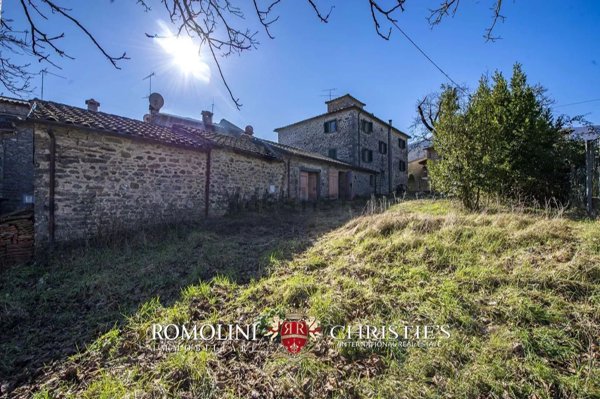 casa indipendente in vendita a Caprese Michelangelo