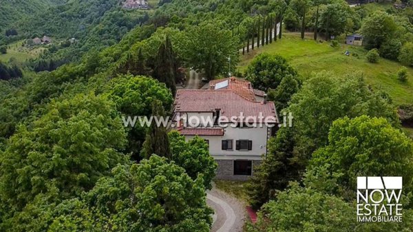 casa indipendente in vendita a Caprese Michelangelo