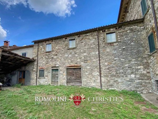 casa indipendente in vendita a Caprese Michelangelo in zona Lama