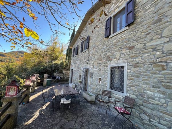 pentavano in vendita a Caprese Michelangelo