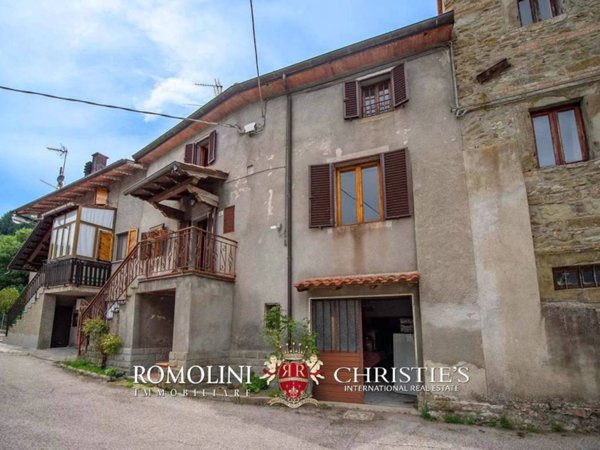 appartamento in vendita a Caprese Michelangelo