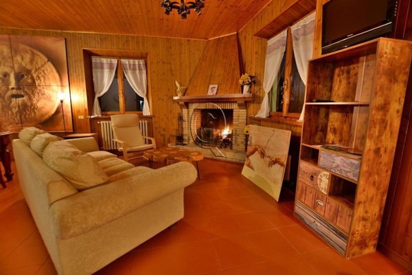 casa indipendente in vendita a Caprese Michelangelo