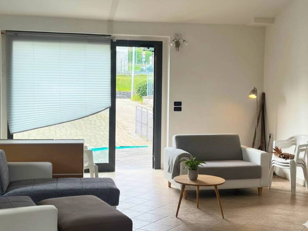 casa indipendente in vendita a Caprese Michelangelo