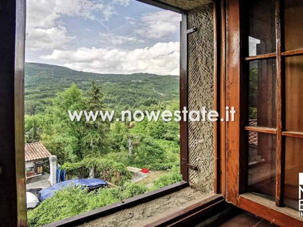 casa indipendente in vendita a Caprese Michelangelo in zona Fragaiolo