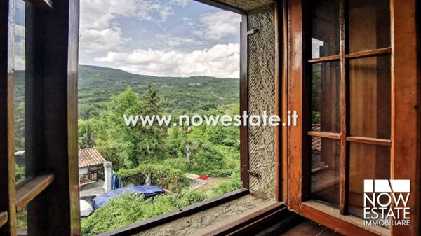 casa indipendente in vendita a Caprese Michelangelo in zona Fragaiolo