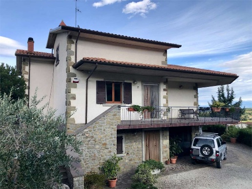 casa indipendente in vendita a Caprese Michelangelo