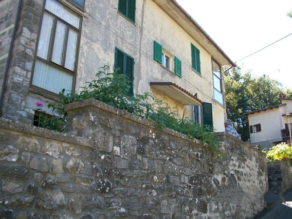 appartamento in vendita a Caprese Michelangelo in zona San Cristoforo