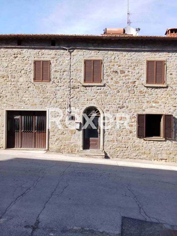 casa indipendente in vendita a Caprese Michelangelo in zona Lama