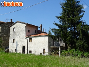 appartamento in vendita a Castel Focognano in zona Zenna
