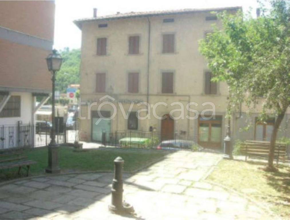 appartamento in vendita a Castel Focognano in zona Rassina