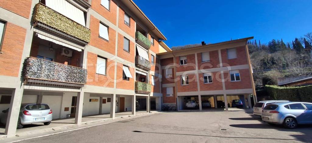 appartamento in vendita a Castel Focognano in zona Rassina