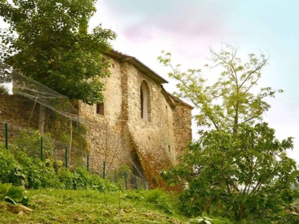 casa indipendente in vendita a Castel Focognano in zona Rassina