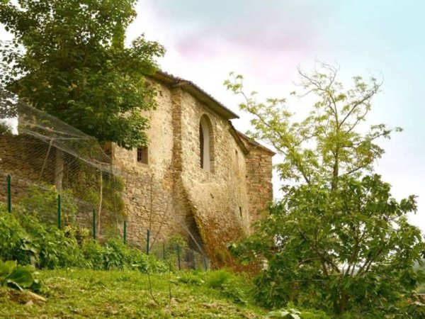 casa indipendente in vendita a Castel Focognano in zona Rassina