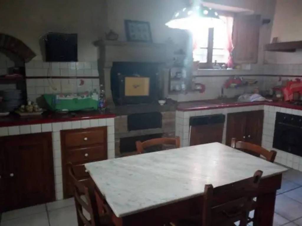 appartamento in vendita a Castel Focognano in zona Rassina