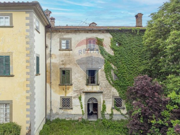 casa indipendente in vendita a Castel Focognano