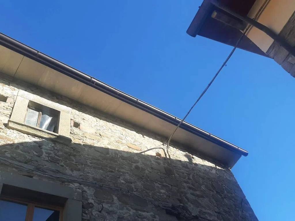 casa indipendente in vendita a Castel Focognano