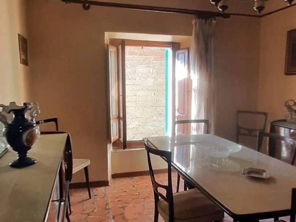 casa indipendente in vendita a Castel Focognano in zona Pieve a Socana