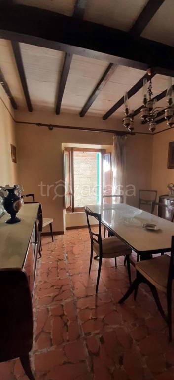 casa indipendente in vendita a Castel Focognano in zona Pieve a Socana