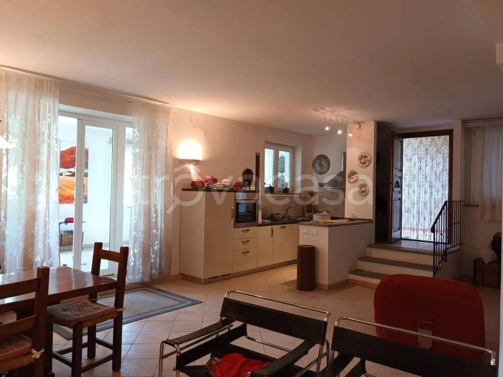 appartamento in vendita a Castel Focognano