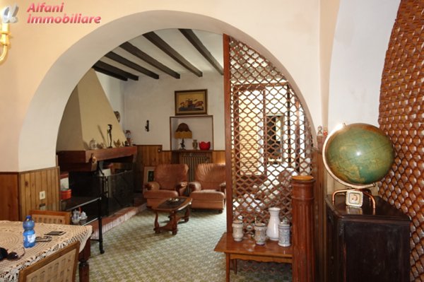 casa indipendente in vendita a Castel Focognano in zona Rassina