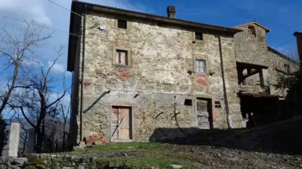 casa indipendente in vendita a Castel Focognano