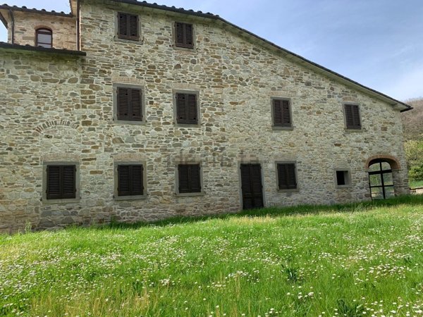 casale in vendita a Castel Focognano