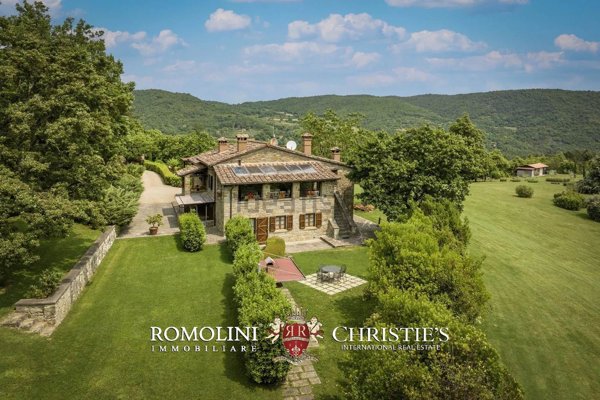 casa indipendente in vendita a Castel Focognano