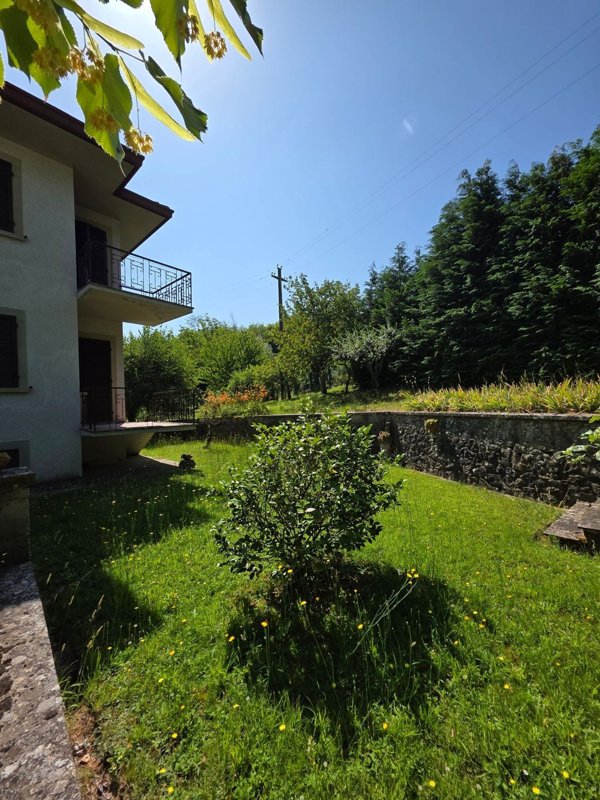 casa indipendente in vendita a Castel Focognano