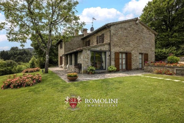casa indipendente in vendita a Castel Focognano