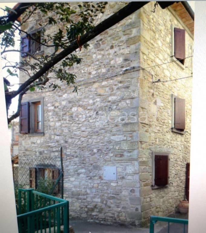 casa indipendente in vendita a Castel Focognano in zona Pieve a Socana