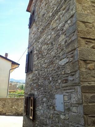 casa indipendente in vendita a Castel Focognano in zona Pieve a Socana