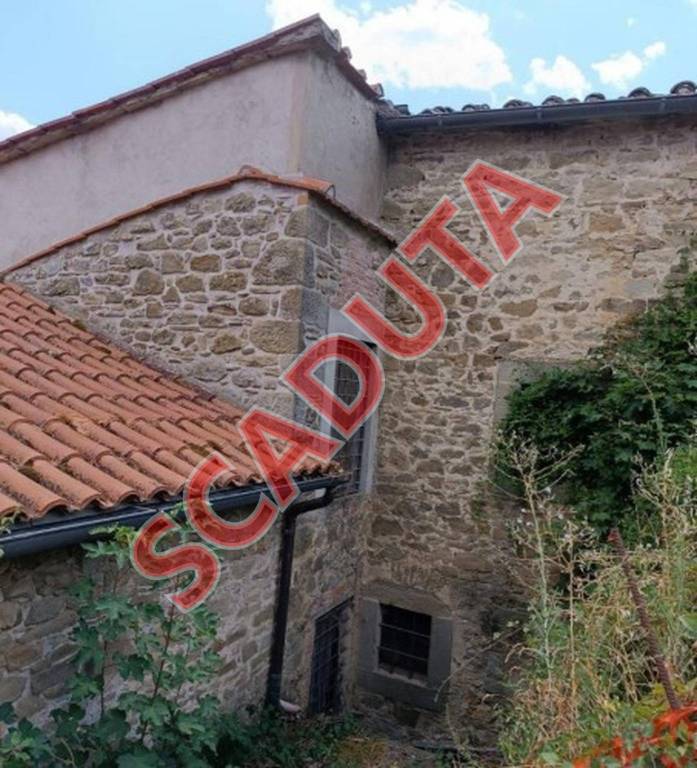 appartamento in vendita a Castel Focognano in zona Ornina