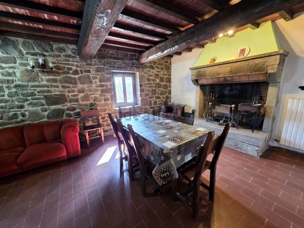 casale in vendita a Castel Focognano