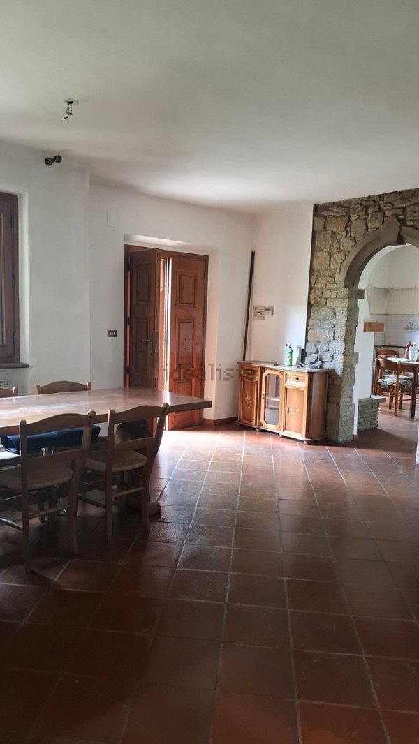 casa indipendente in vendita a Castel Focognano